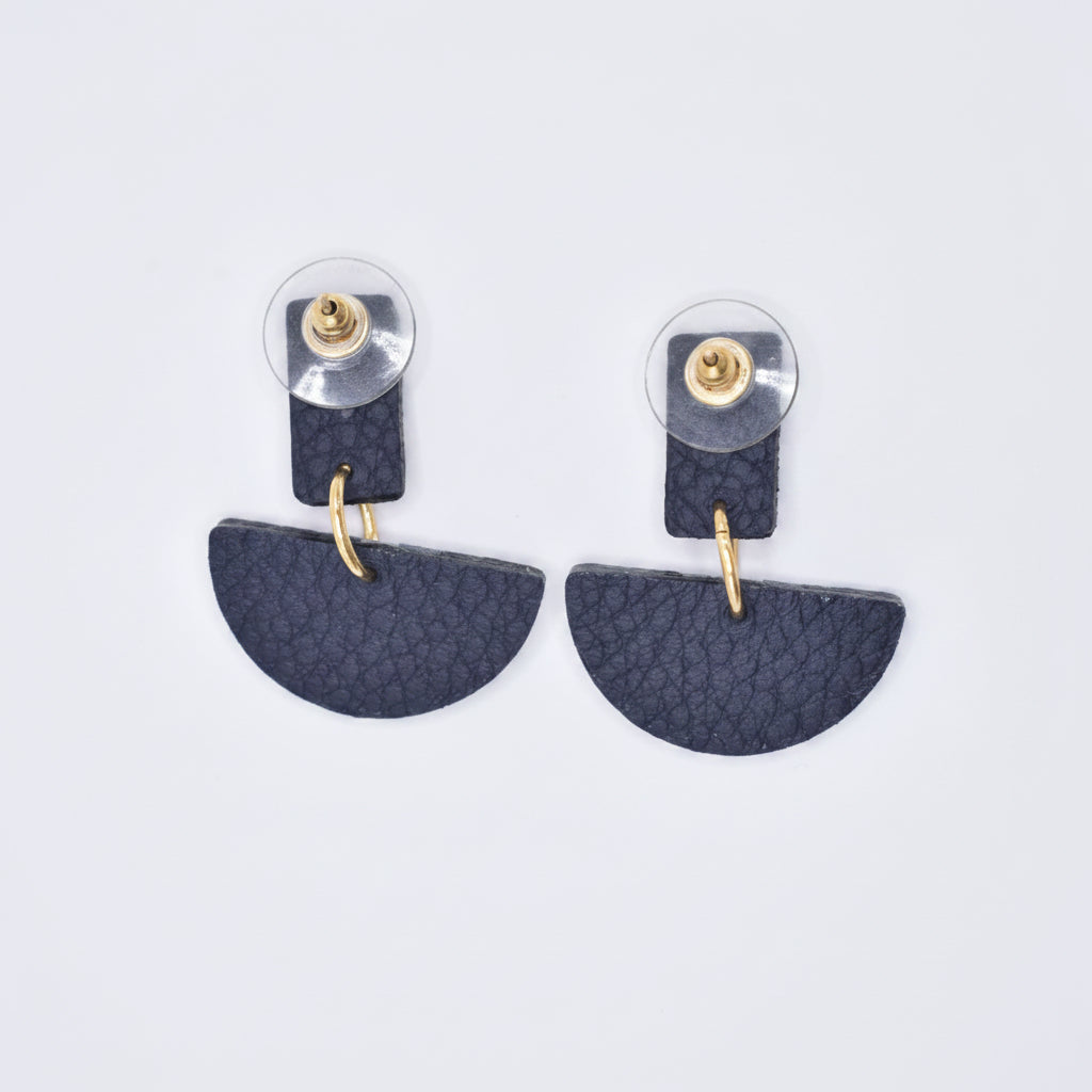 Boucles d’oreilles demi-lune nuances de bleues