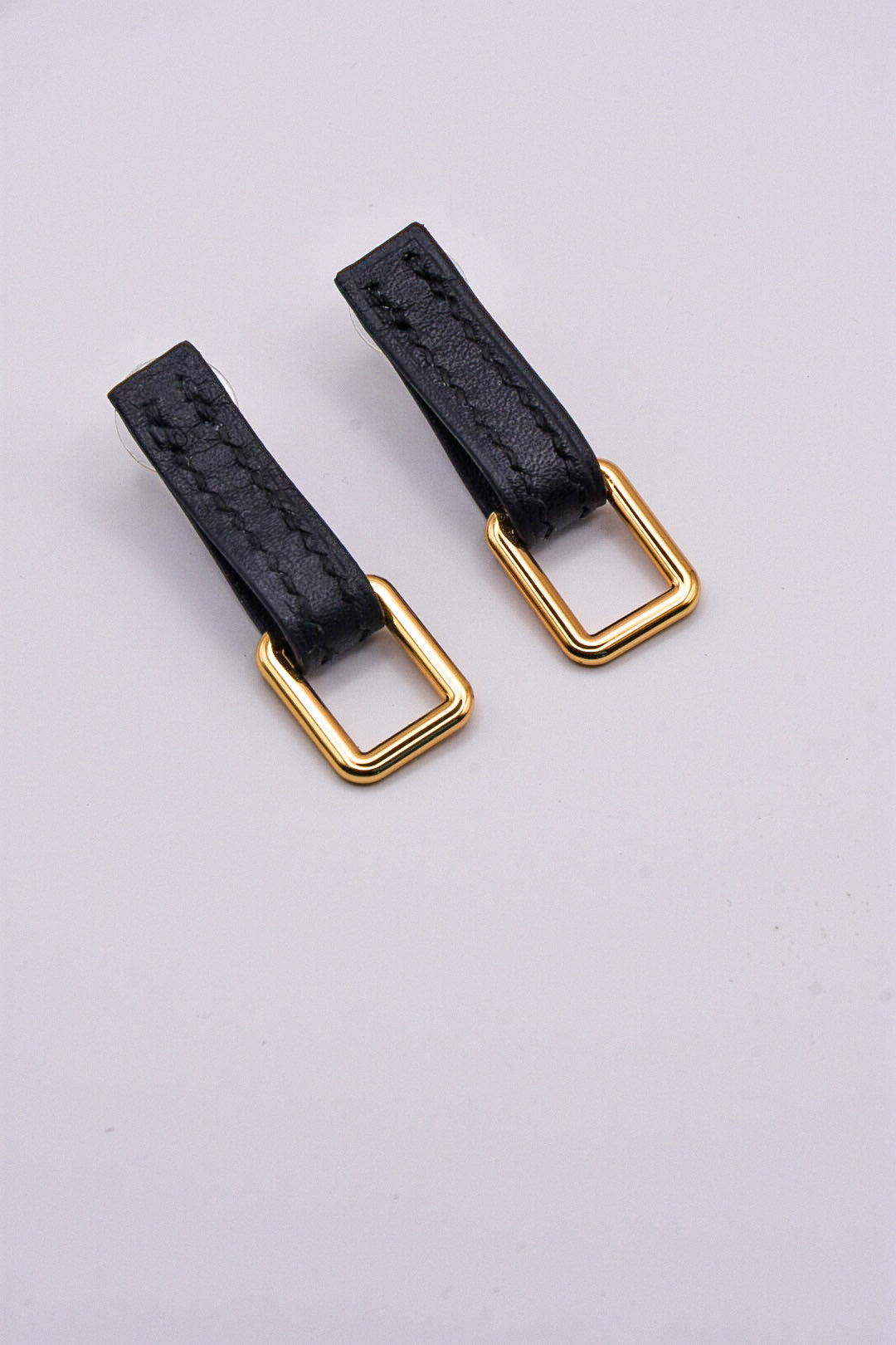 Boucles d’oreilles étriers
